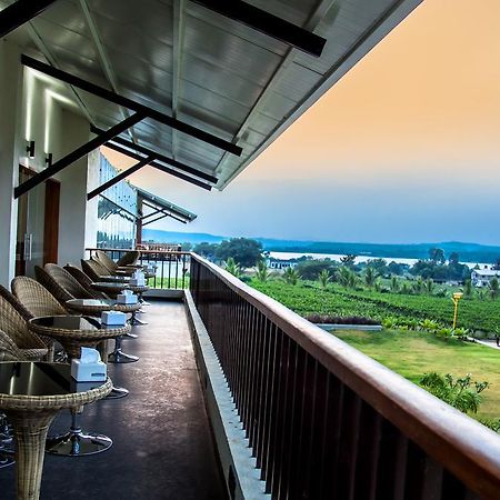 V Resorts Soma Vine Village Mahirāvani Eksteriør billede